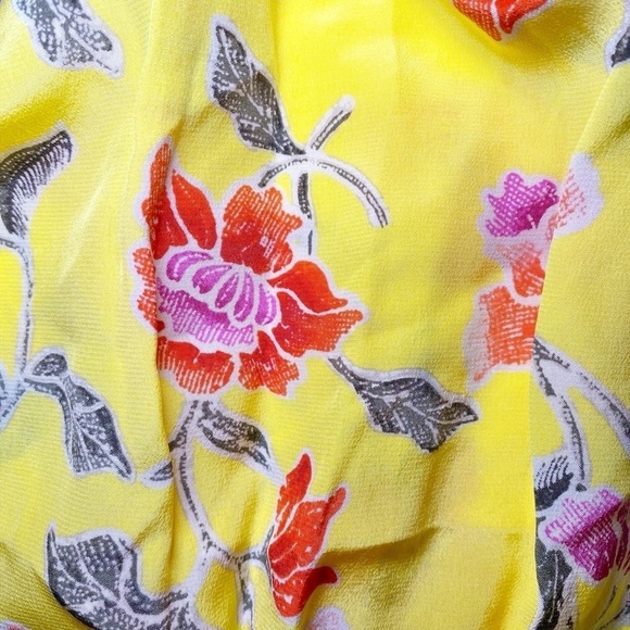 Joie Silk Off the Shoulder Yellow Floral Blouse - Picture 11 of 13